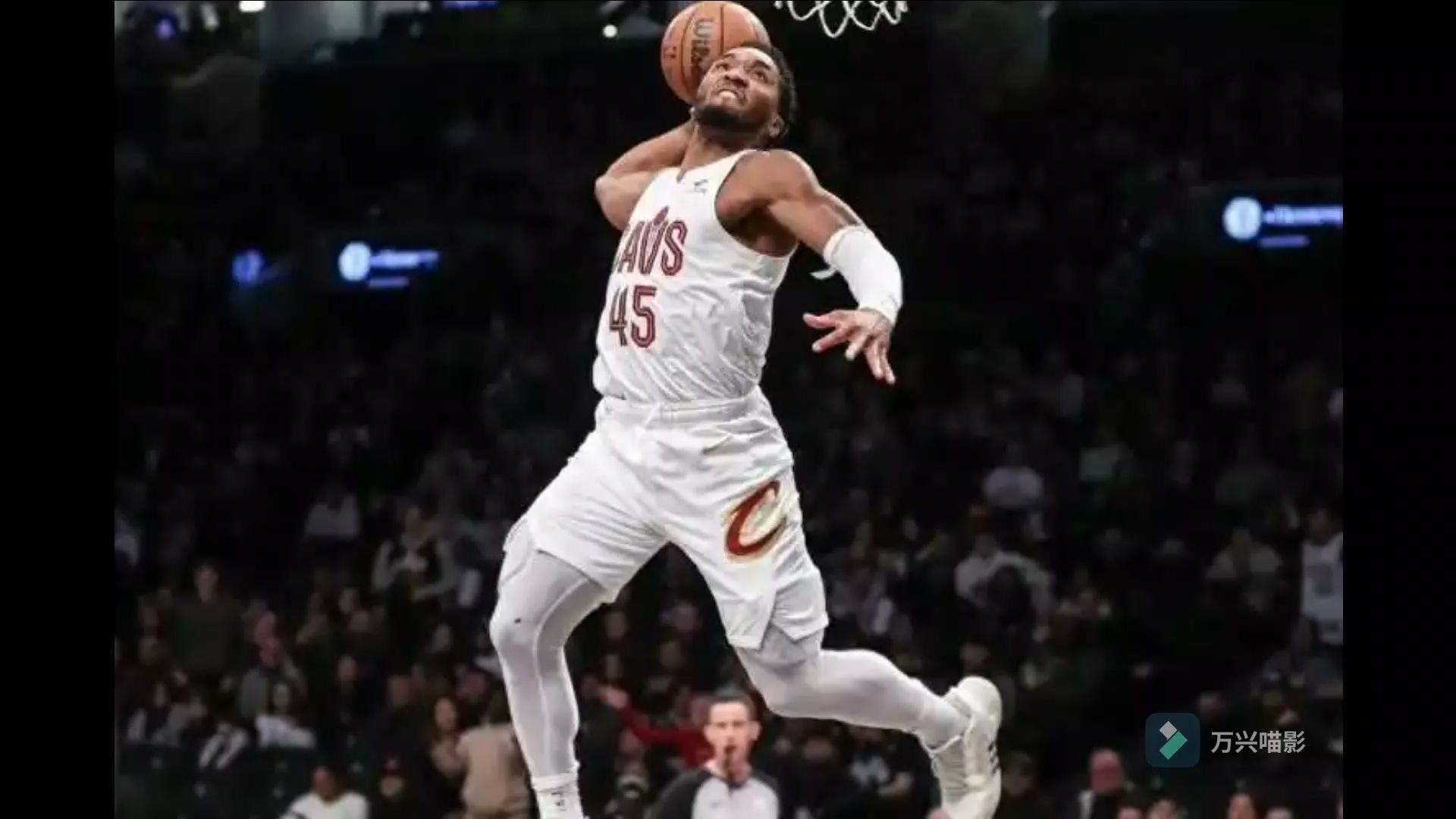 尤文官方：弗拉霍维奇左长收肌肌肉肌腱交界处严重损伤（尤文官宣：弗拉霍维奇左侧长收肌肌肉肌腱交界处重度受伤）