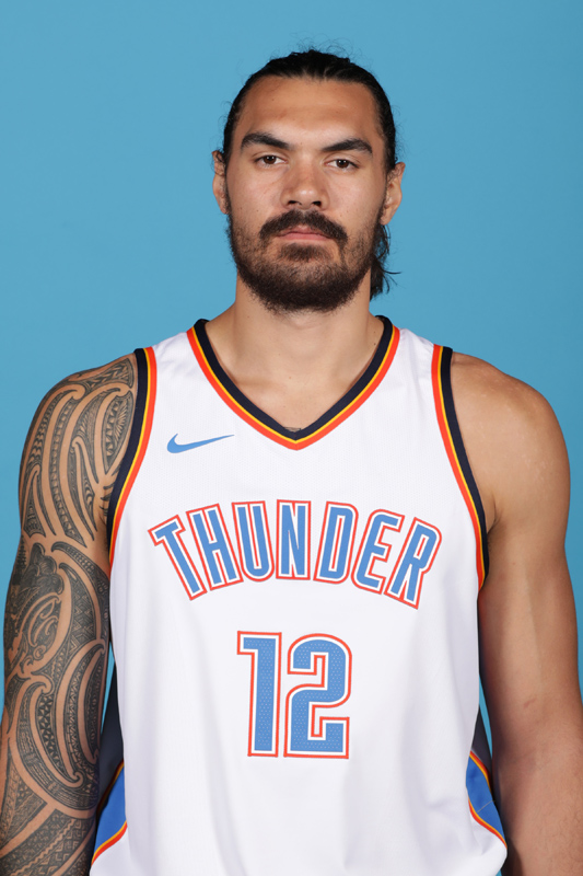 首开记录，埃斯特旺当选与塞内加尔一役巴西队内最佳球员（埃斯特旺先拔头筹，当选巴西战塞内加尔队内最佳球员）