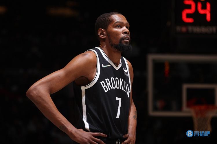 塞维利亚vs奥萨苏纳：夸西、胡安卢-桑切斯首发，劳尔-加西亚、博约莫出战（塞维利亚对阵奥萨苏纳：夸西、胡安卢-桑切斯先发，劳尔-加西亚、博约莫登场）