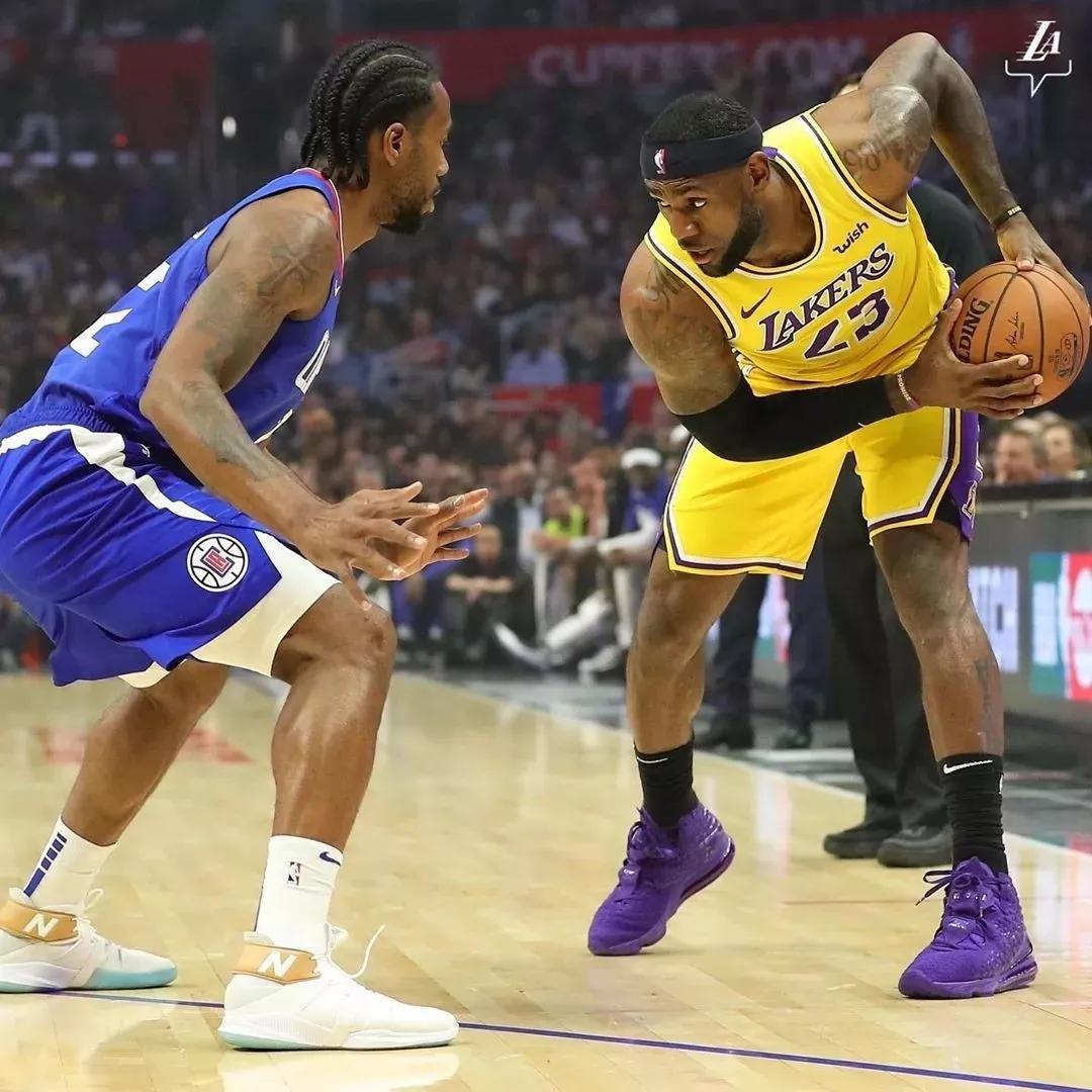 基莱斯攻入13粒运动战进球，创津门虎队史纪录（基莱斯以13个运动战进球刷新津门虎队史纪录）